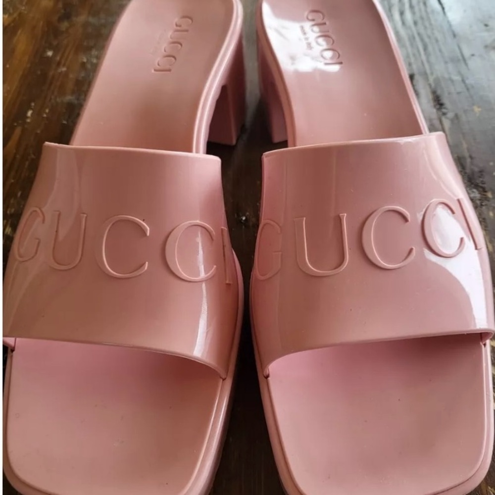 Gucci Pink Mules with Embossed Strap